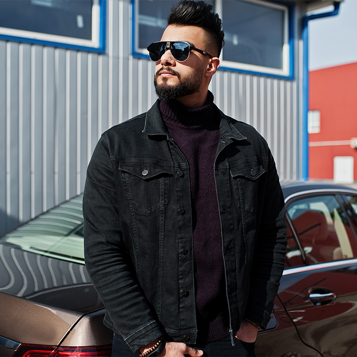 Aviator Sunglasses That Channel Classic Cool and Contemporary Edge Alike